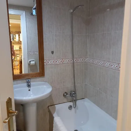 Apartamento Casa Guena Para 6 Personas En Con Wi-fi Y Ascensor Apartment Cangas de Onis
